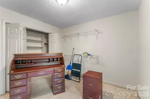2524 Robinson Rd, Newton, NC 28658 - Photo 13