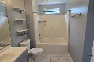 8815 Korniv Dr, Charlotte, NC 28216 - Photo 7