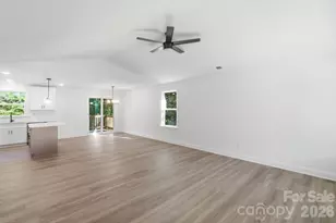 1074 Mountain Crest Dr, Kings Mountain, NC 28086 - Photo 11