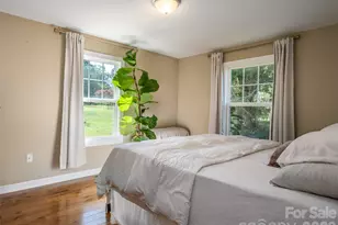 33 Sherman Meadows Dr, East Flat Rock, NC 28726 - Photo 25