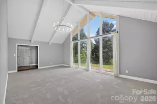 935 Ridgewood Dr NE, Lenoir, NC 28645 - Photo 5
