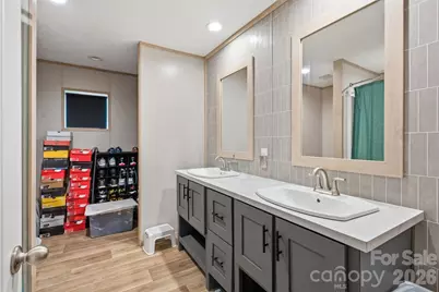 3194 Medicine Bow None, Claremont, NC 28610 - Photo 7