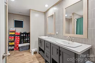 3194 Medicine Bow None, Claremont, NC 28610 - Photo 7