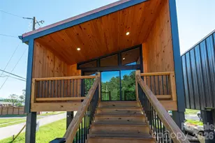 73 W Mitchell St, Old Fort, NC 28762 - Photo 1