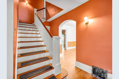 323 Blythe Street, Hendersonville, NC 28739 - Photo 21