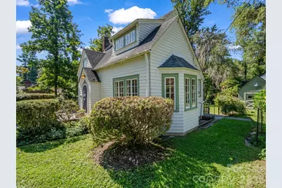 323 Blythe Street, Hendersonville, NC 28739 - Photo 13