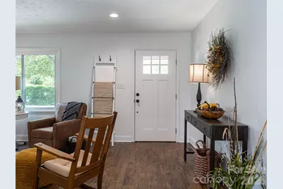 21 W Chapel Road, Asheville, NC 28803 - Photo 7