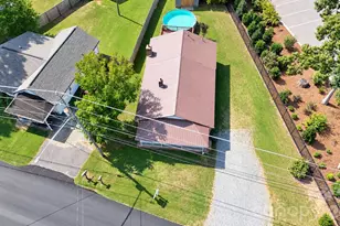 1231 Bradford Heights Rd, Gastonia, NC 28054 - Photo 3
