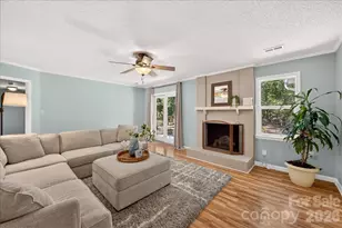 2624 Lawton Bluff Rd, Charlotte, NC 28226 - Photo 25