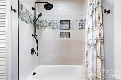 1109 Tuxedo Court, Charlotte, NC 28211 - Photo 39
