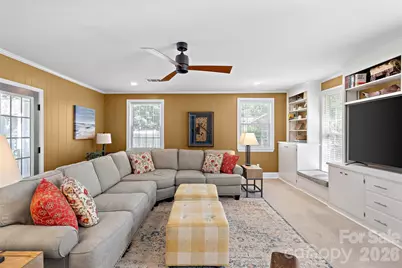 1109 Tuxedo Court, Charlotte, NC 28211 - Photo 27