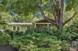 33 Pinecroft Rd, Asheville, NC 28804 - Photo 7