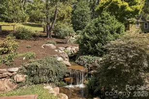 33 Pinecroft Rd, Asheville, NC 28804 - Photo 3