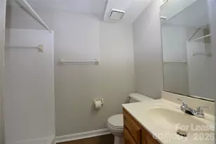 1649 Arlyn Cir, Charlotte, NC 28213 - Photo 11