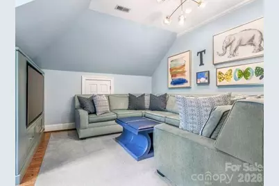 1811 Queens Road W, Charlotte, NC 28207 - Photo 31
