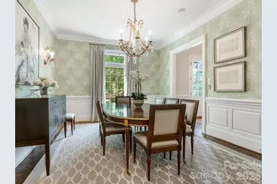 1811 Queens Road W, Charlotte, NC 28207 - Photo 7