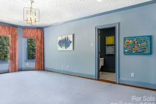 1811 Queens Rd W, Charlotte, NC 28207 - Photo 27
