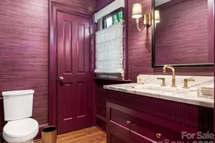 1811 Queens Rd W, Charlotte, NC 28207 - Photo 15