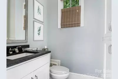 1811 Queens Road W, Charlotte, NC 28207 - Photo 43