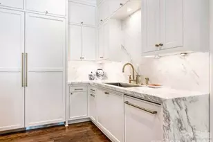 1811 Queens Rd W, Charlotte, NC 28207 - Photo 11