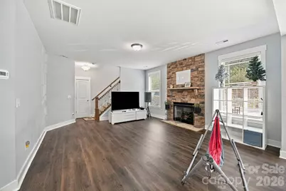10124 Michael Crossing Drive, Charlotte, NC 28213 - Photo 13