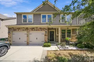 10124 Michael Crossing Dr, Charlotte, NC 28213 - Photo 1