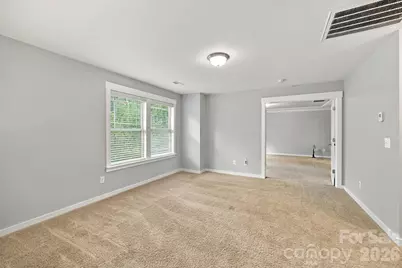 10124 Michael Crossing Drive, Charlotte, NC 28213 - Photo 27