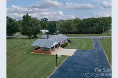 5271 Harris Farm Road, Hickory, NC 28602 - Photo 13