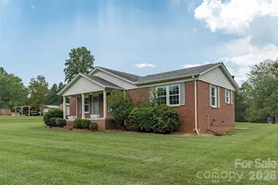 5271 Harris Farm Road, Hickory, NC 28602 - Photo 3