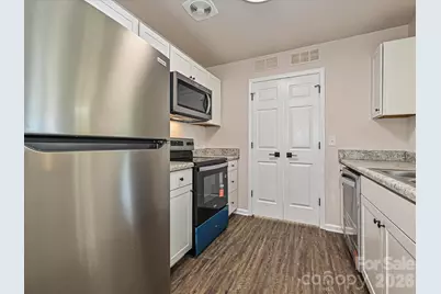 402 Jones Street, Charlotte, NC 28208 - Photo 13
