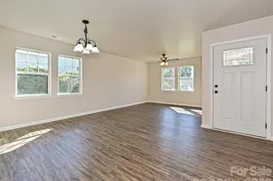 402 Jones St, Charlotte, NC 28208 - Photo 5