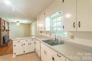 235 Landis Rd, Marion, NC 28752 - Photo 17