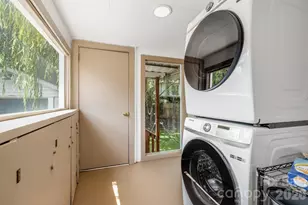22 Jarrett St, Asheville, NC 28806 - Photo 11