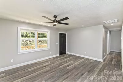 340 Matthew Lane, Canton, NC 28716 - Photo 3