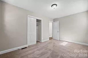 2026 Choyce Cir, Charlotte, NC 28217 - Photo 15