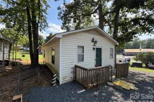184 Deer Park Rd, Mount Gilead, NC 27306 - Photo 3