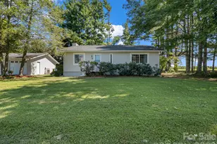 3 Apple Blossom Ln, Hendersonville, NC 28792 - Photo 3