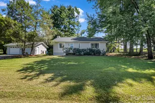 3 Apple Blossom Ln, Hendersonville, NC 28792 - Photo 1