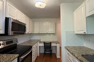 105 S Laurel Ave, Charlotte, NC 28207 - Photo 15