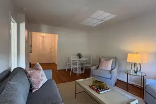 105 S Laurel Ave, Charlotte, NC 28207 - Photo 5