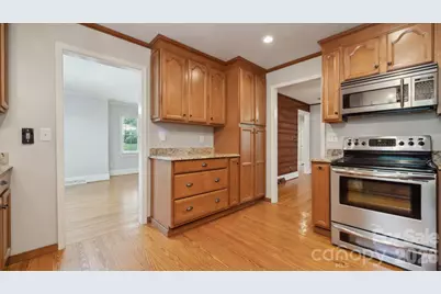 1818 Woodland Drive, Charlotte, NC 28205 - Photo 7