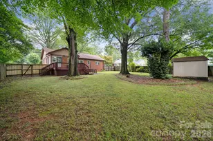 1818 Woodland Dr, Charlotte, NC 28205 - Photo 25