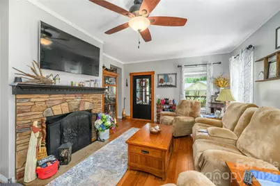 212 W Sunset Ridge Drive, Etowah, NC 28729 - Photo 5