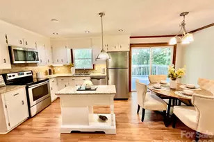9500 Harvest Ln, Davidson, NC 28036 - Photo 5