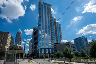 333 W Trade St, Charlotte, NC 28202 - Photo 3