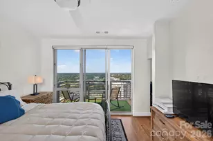 333 W Trade St, Charlotte, NC 28202 - Photo 19