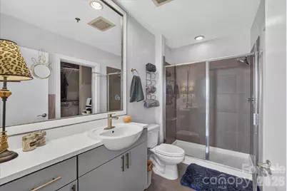 333 W Trade Street #2005, Charlotte, NC 28202 - Photo 21