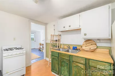20 View Street, Woodfin, NC 28804 - Photo 7