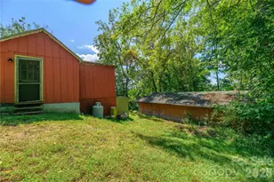 20 View St, Woodfin, NC 28804 - Photo 13