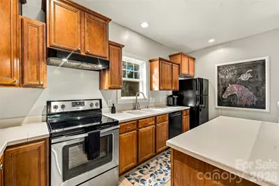 14 Summit Circle, Hendersonville, NC 28739 - Photo 15